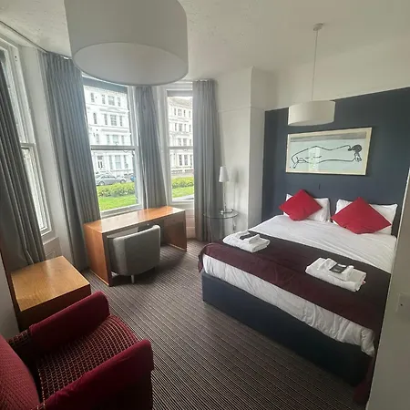 Hotel Oyo West Rocks Townhouse AEGON International Esterno foto