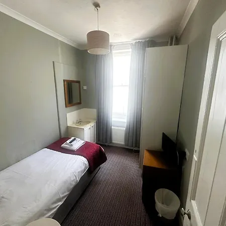 Hotel Oyo West Rocks Townhouse AEGON International Esterno foto
