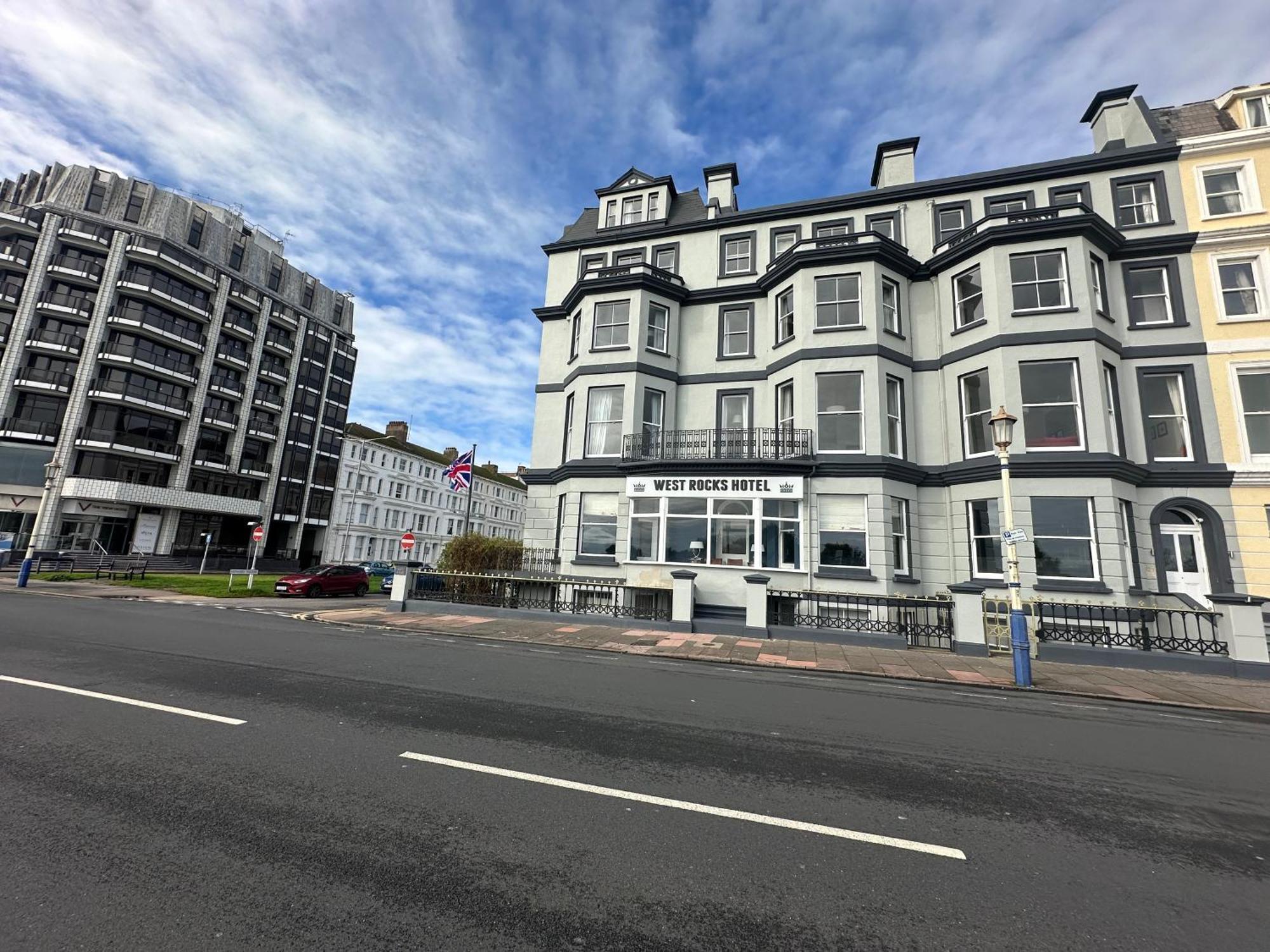 Hotel Oyo West Rocks Townhouse