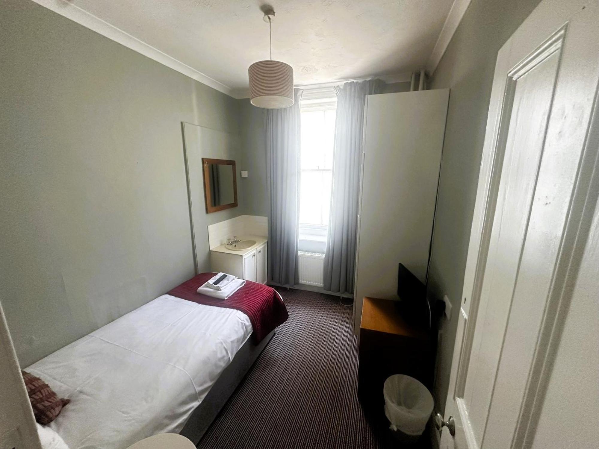 Oyo West Rocks Townhouse 2* AEGON International