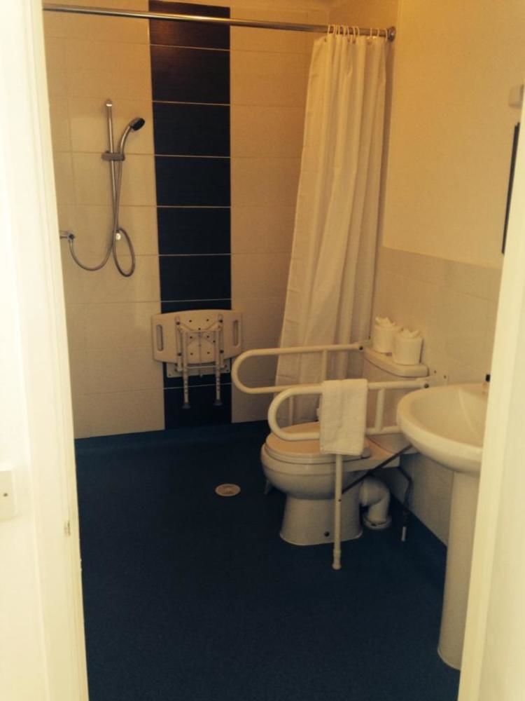 Hotel Oyo West Rocks Townhouse AEGON International